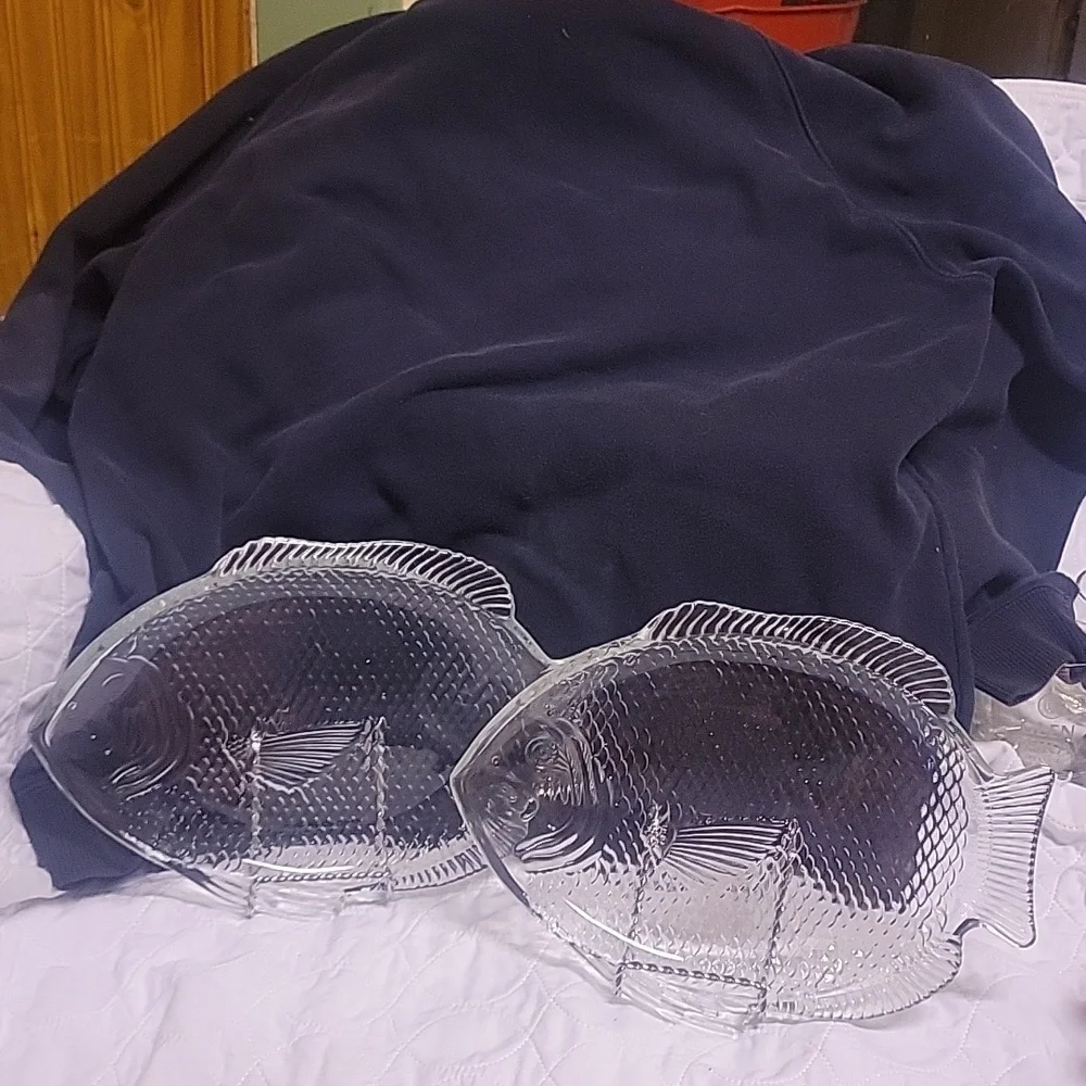 McKee Glass USA poisson fish platter 8" x 11" oven safe. No flaws. Set of 2. - Picture 5 of 5